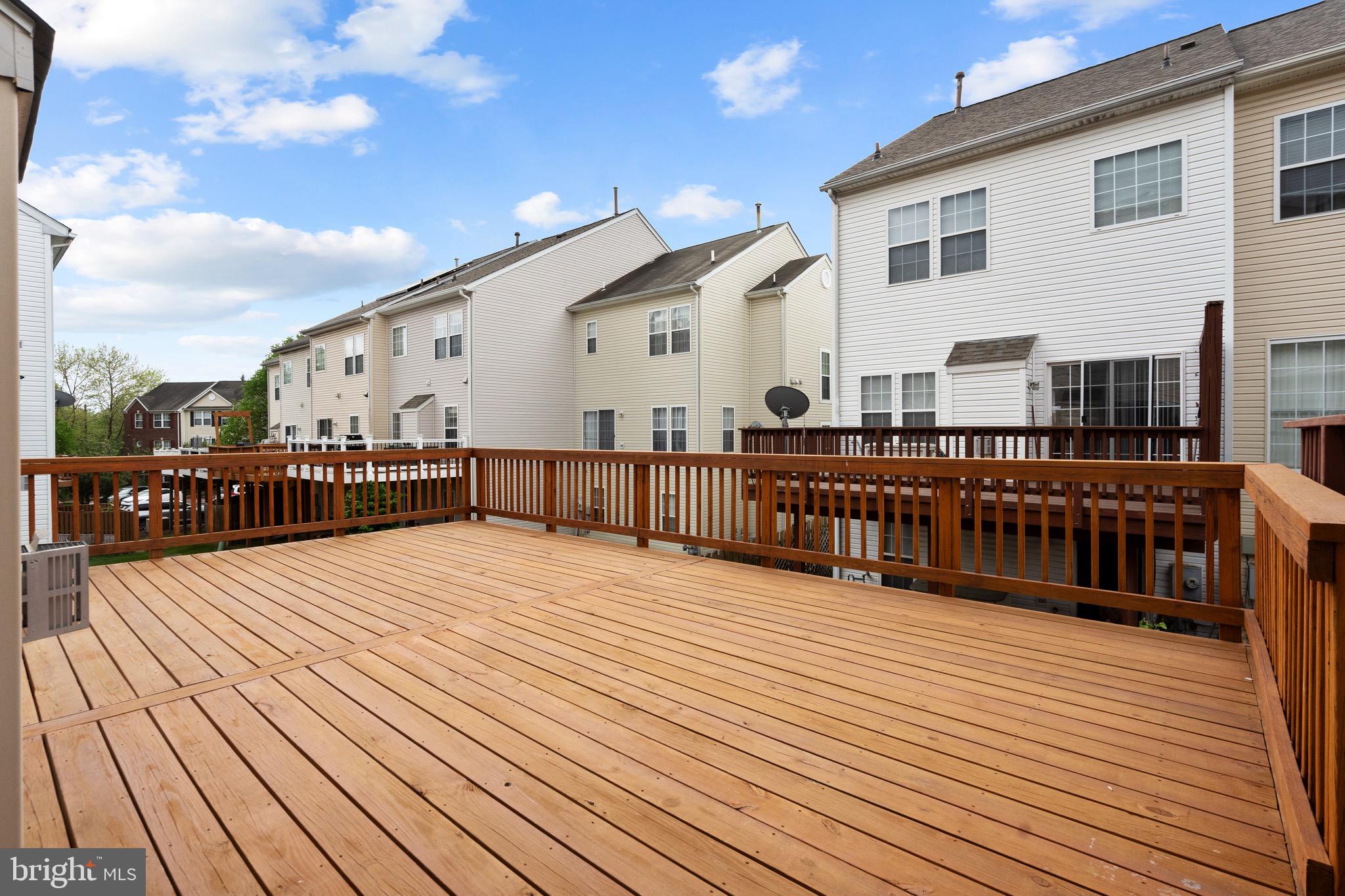 KINGSVIEW VILLAGE - Residential