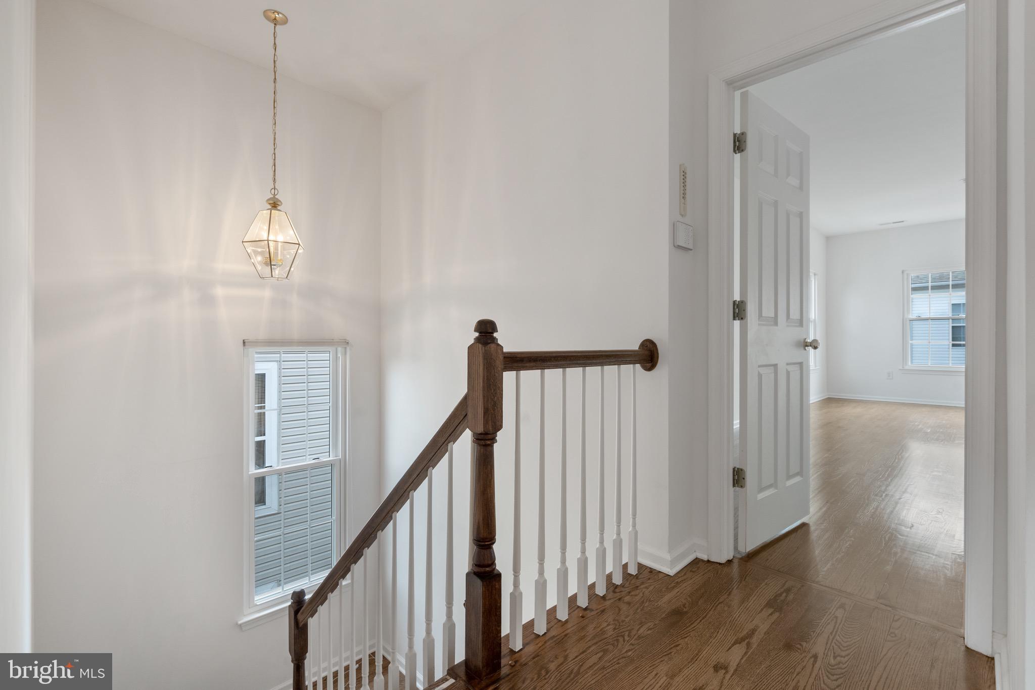 KINGSVIEW VILLAGE - Residential