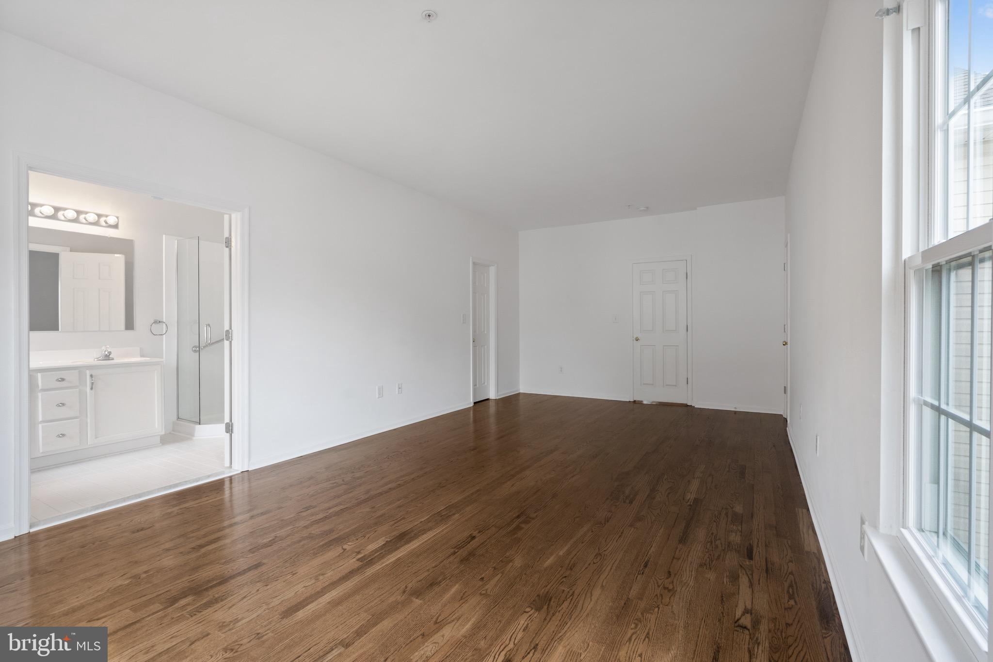 KINGSVIEW VILLAGE - Residential