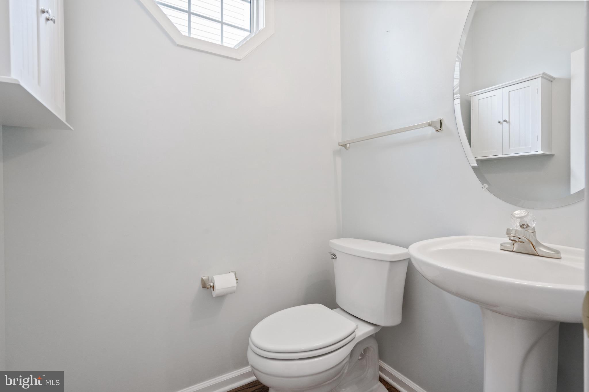 KINGSVIEW VILLAGE - Residential