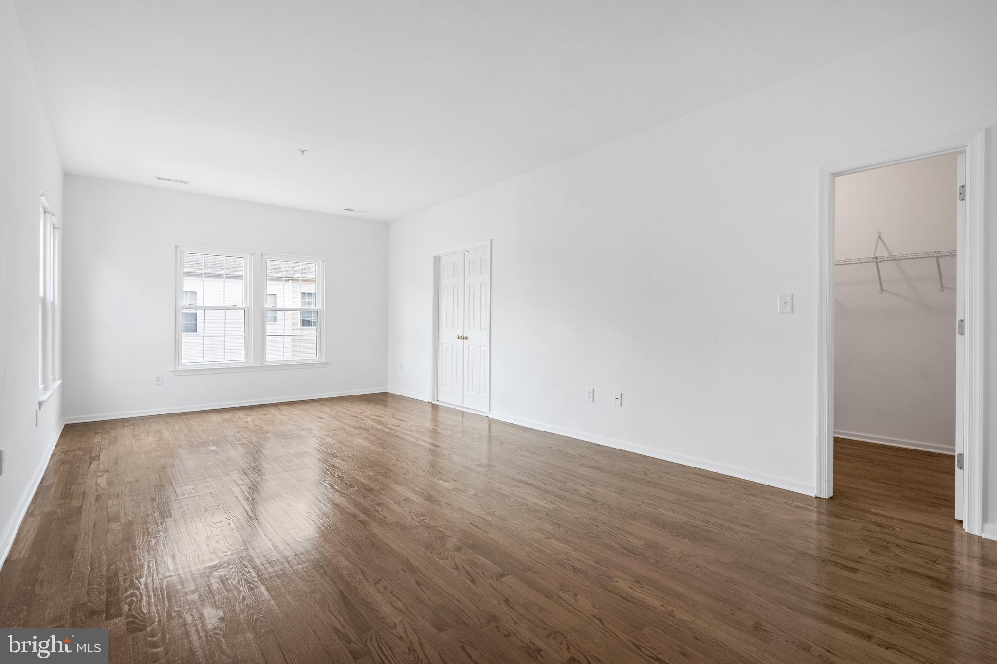 KINGSVIEW VILLAGE - Residential