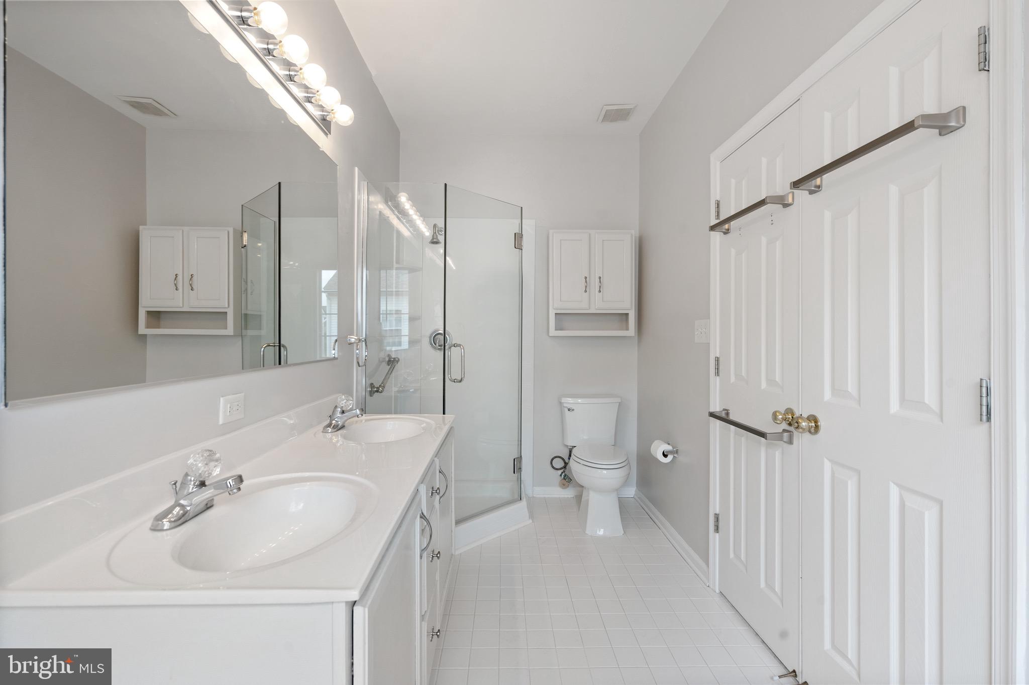 KINGSVIEW VILLAGE - Residential