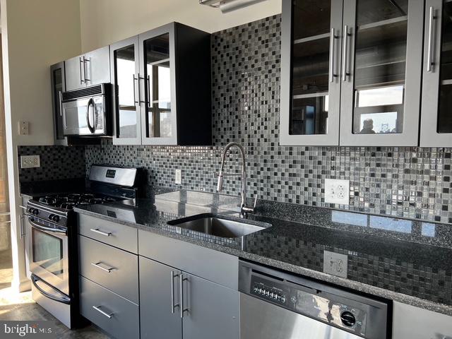 1210 BUTTONWOOD STREET 26 505