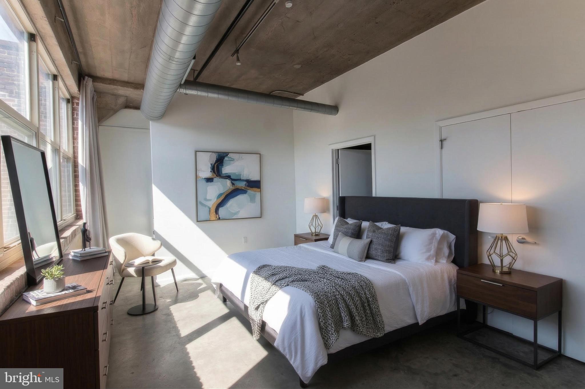 LOFT DISTRICT - Residential