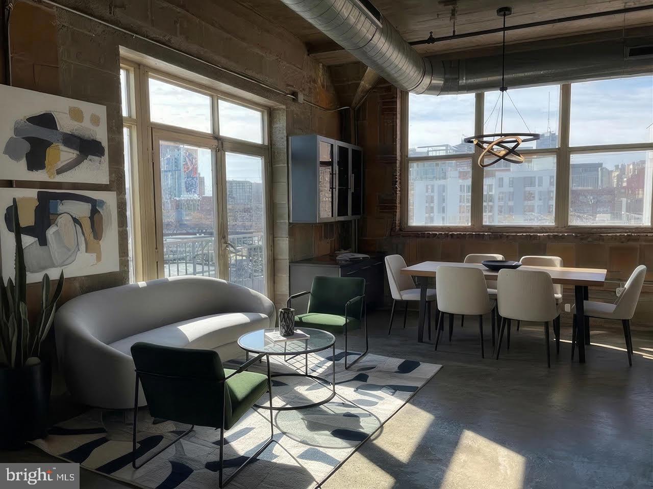 LOFT DISTRICT - Residential