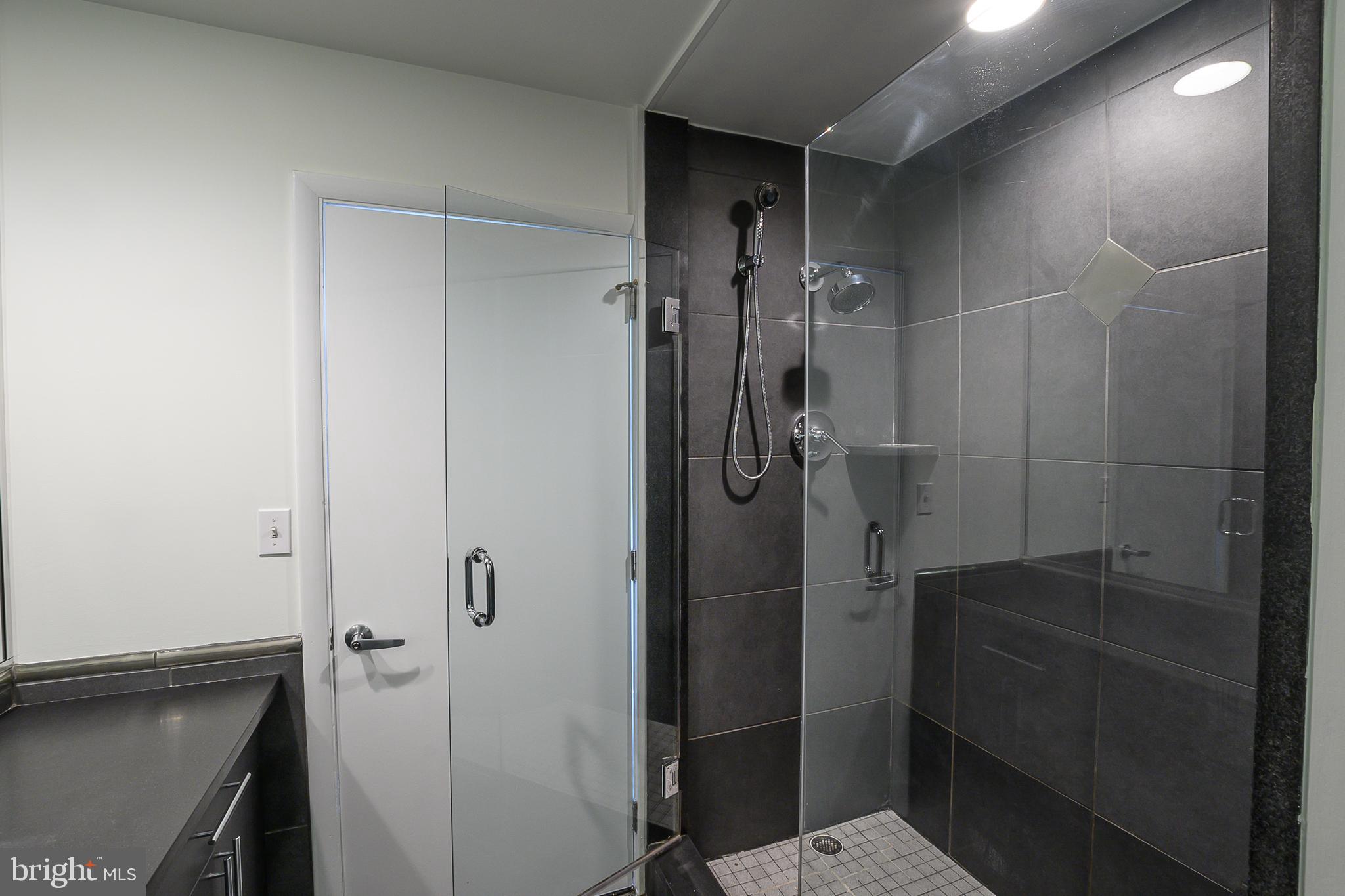 LOFT DISTRICT - Residential