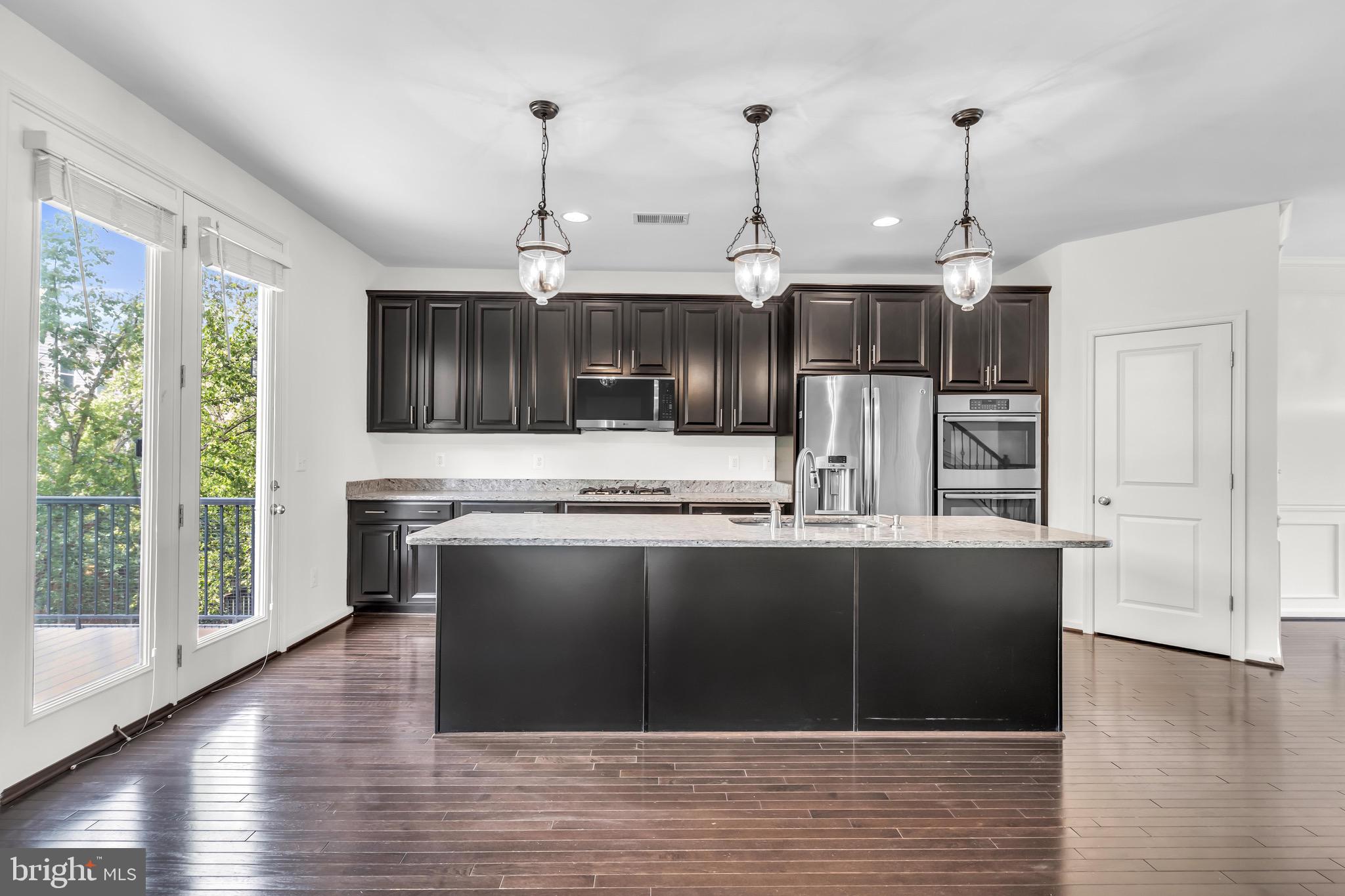 BRAMBLETON - Residential