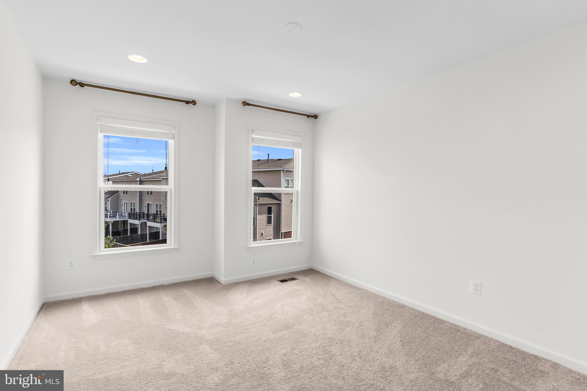BRAMBLETON - Residential