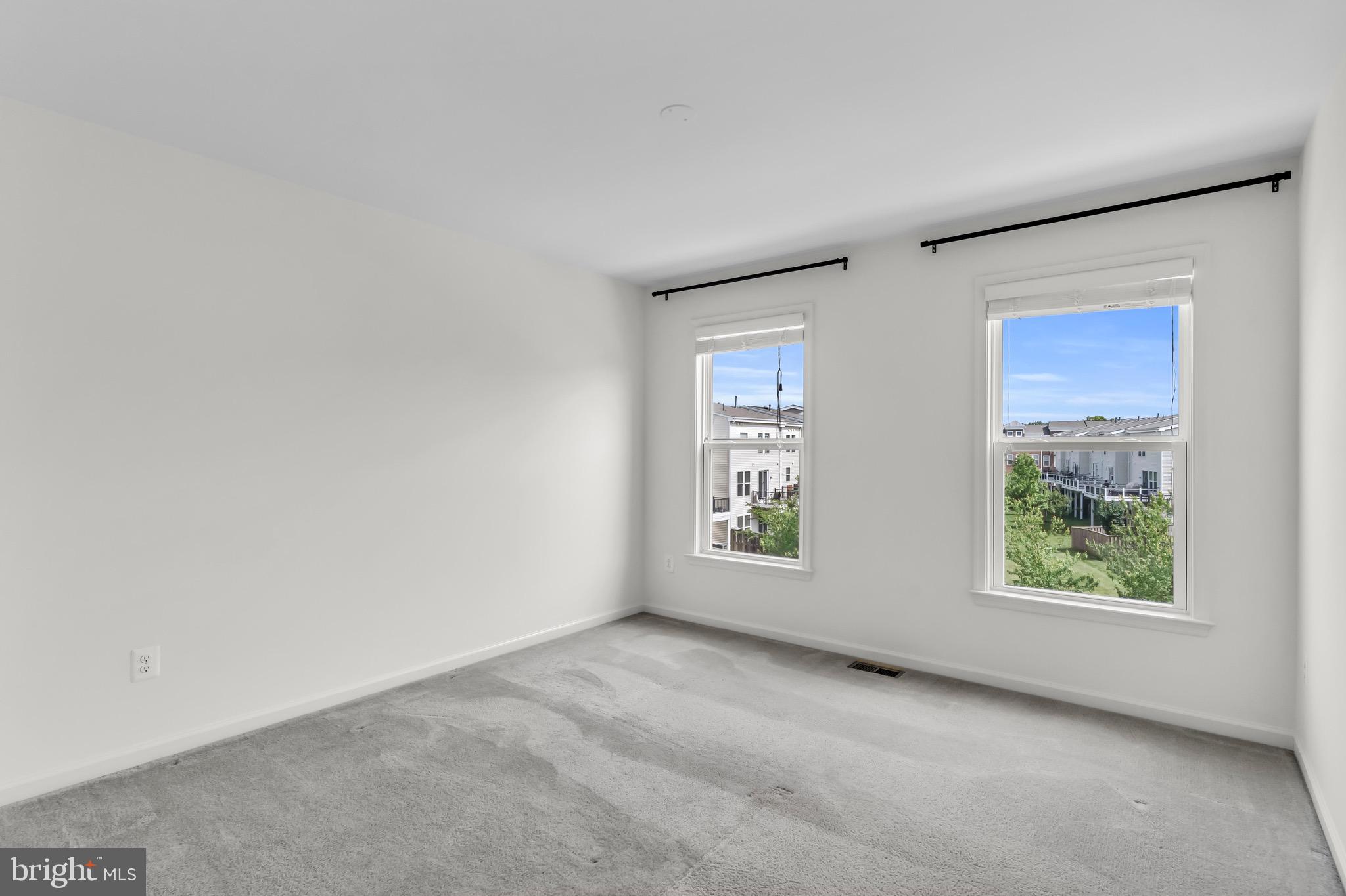 BRAMBLETON - Residential