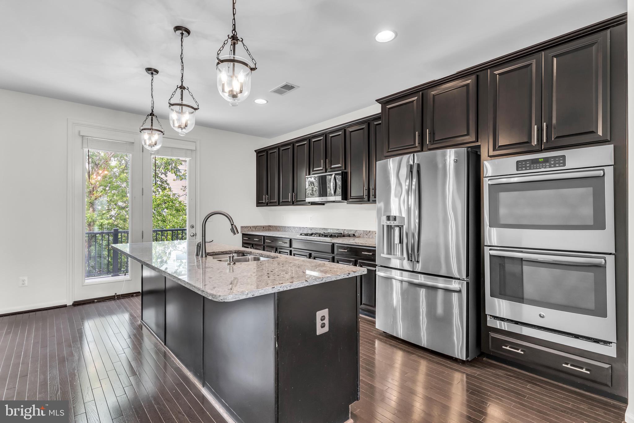 BRAMBLETON - Residential
