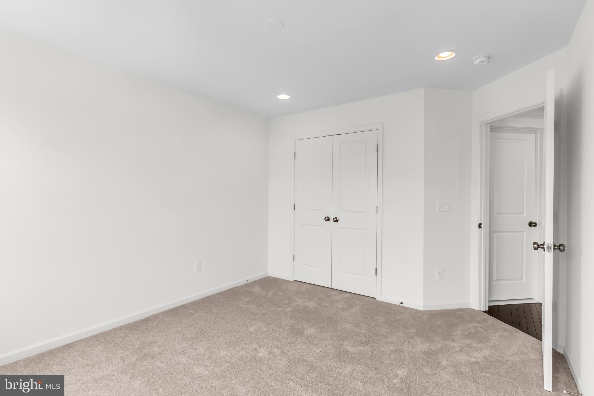 BRAMBLETON - Residential