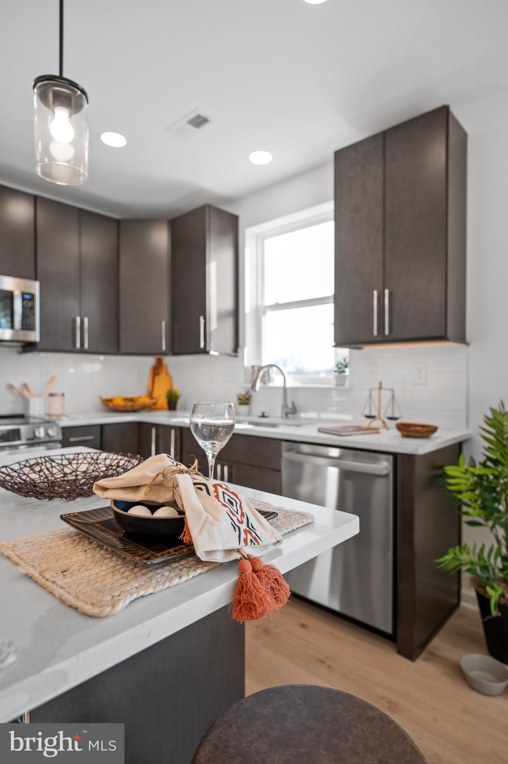 ARBOR PLACE - Residential