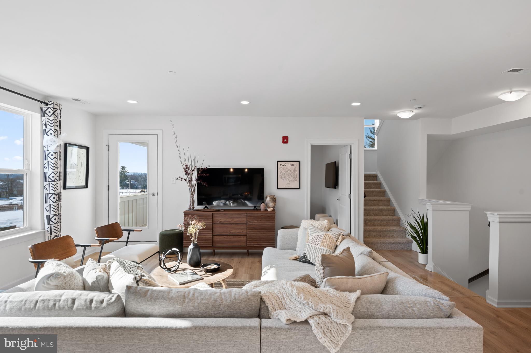 ARBOR PLACE - Residential