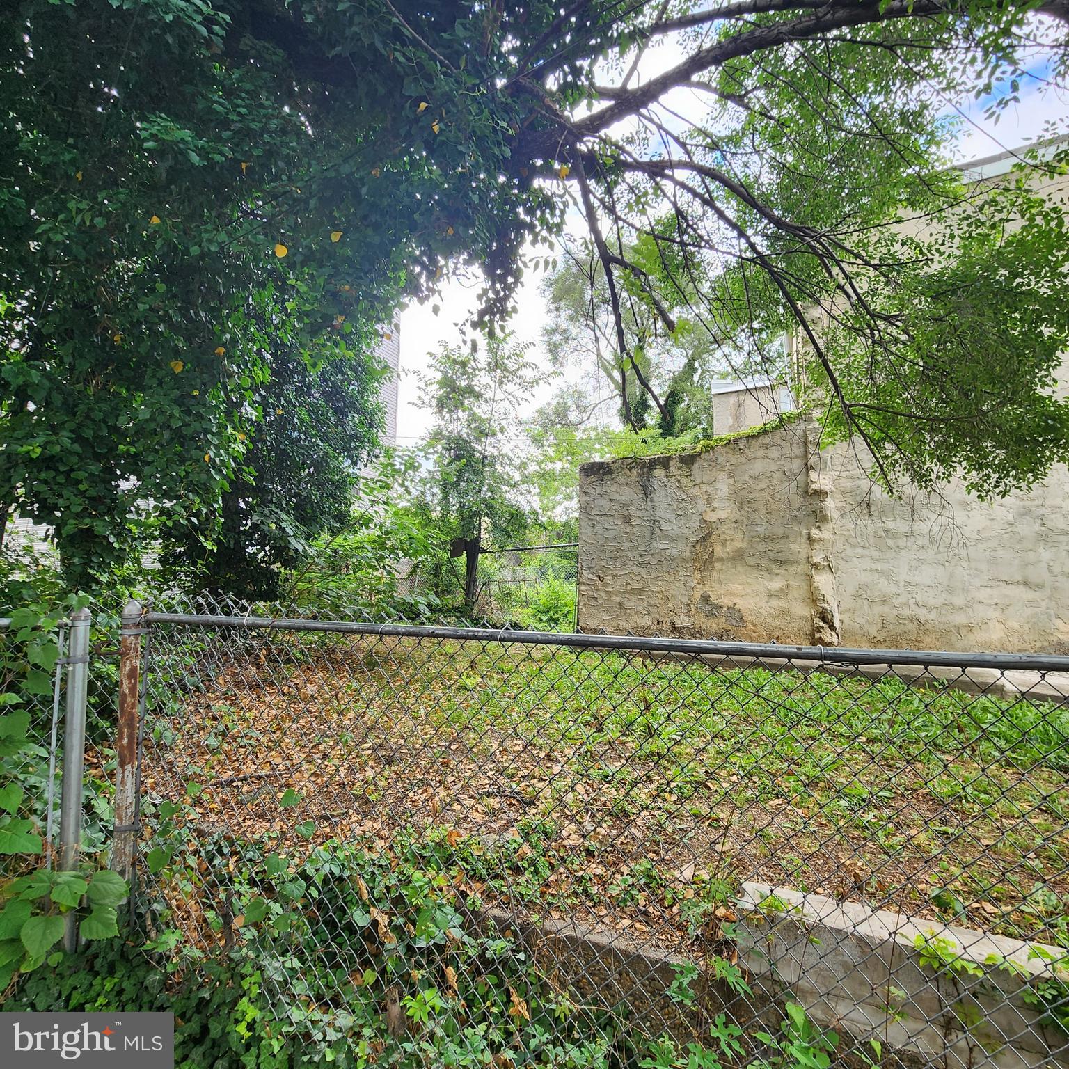 MANTUA - Residential