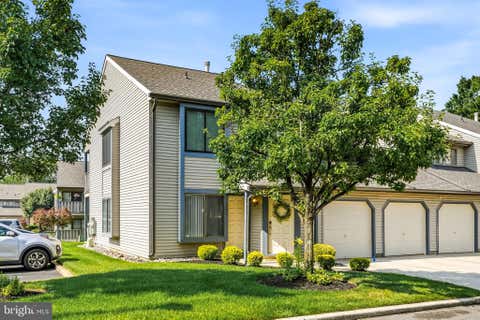 Photo of 905 Chesterwood Court, MARLTON, NJ 08053 (MLS # NJBL2119260)