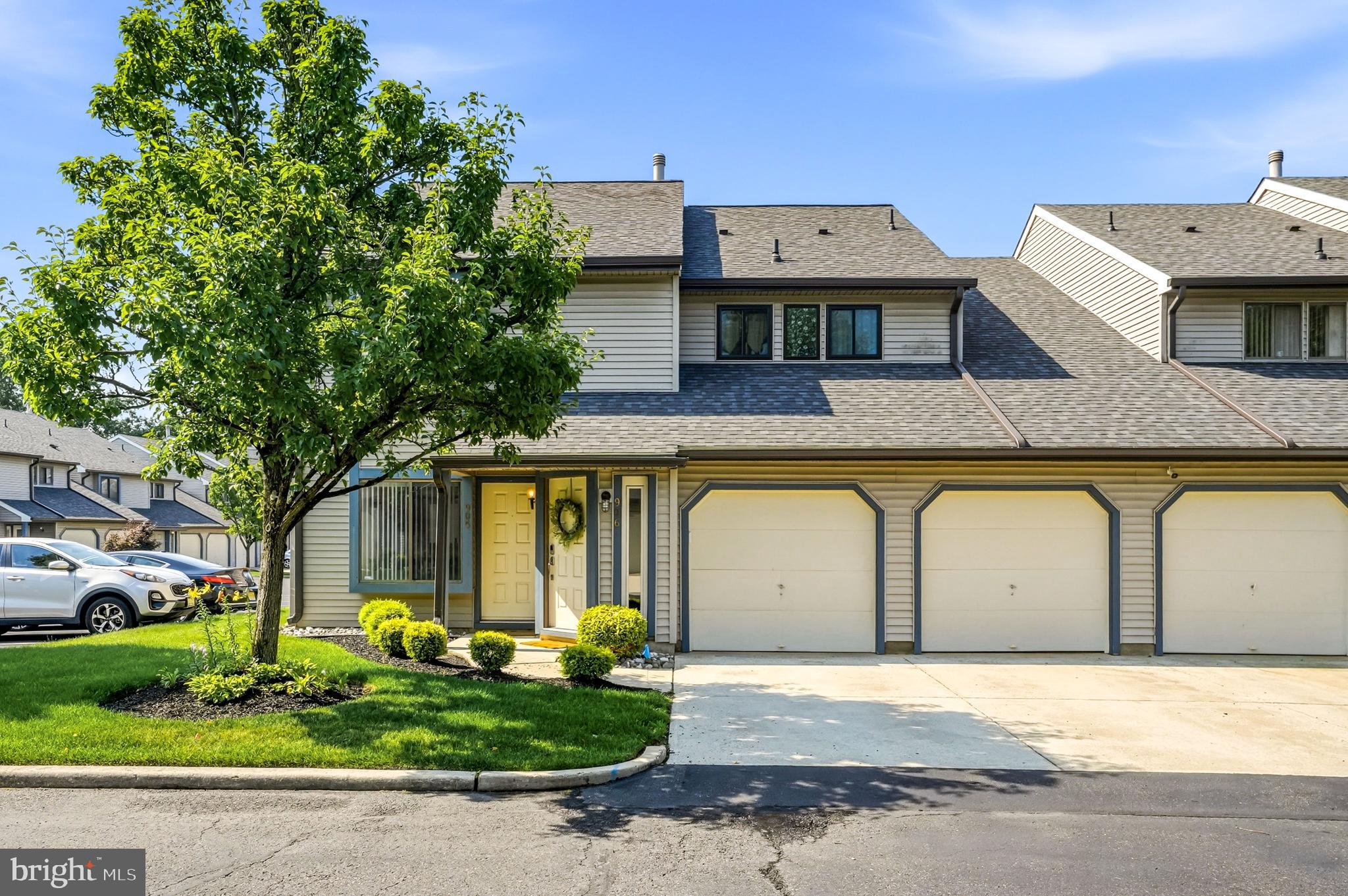 905 CHESTERWOOD COURT