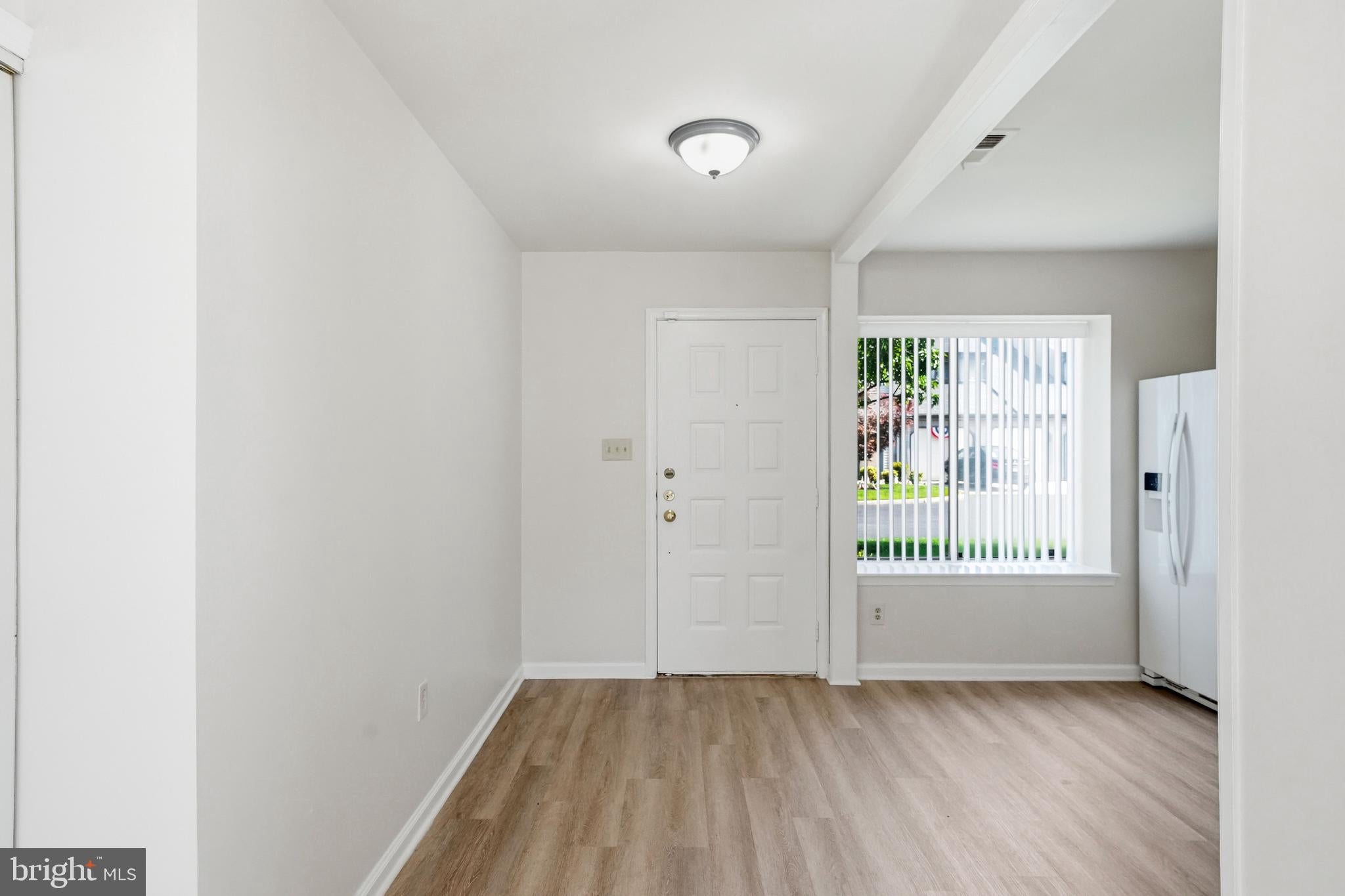 905 CHESTERWOOD COURT