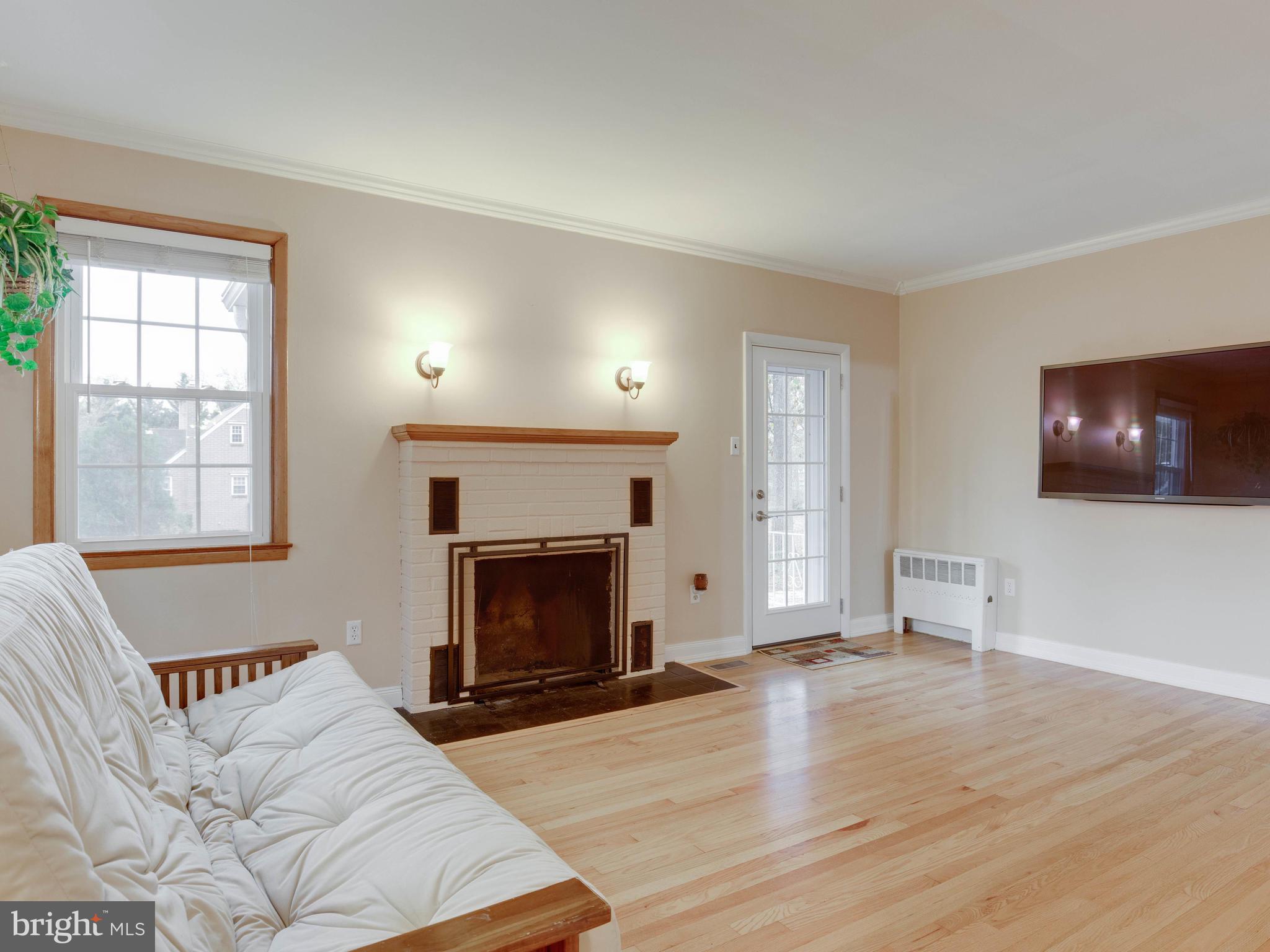 BARBARA HEIGHTS - Residential Lease