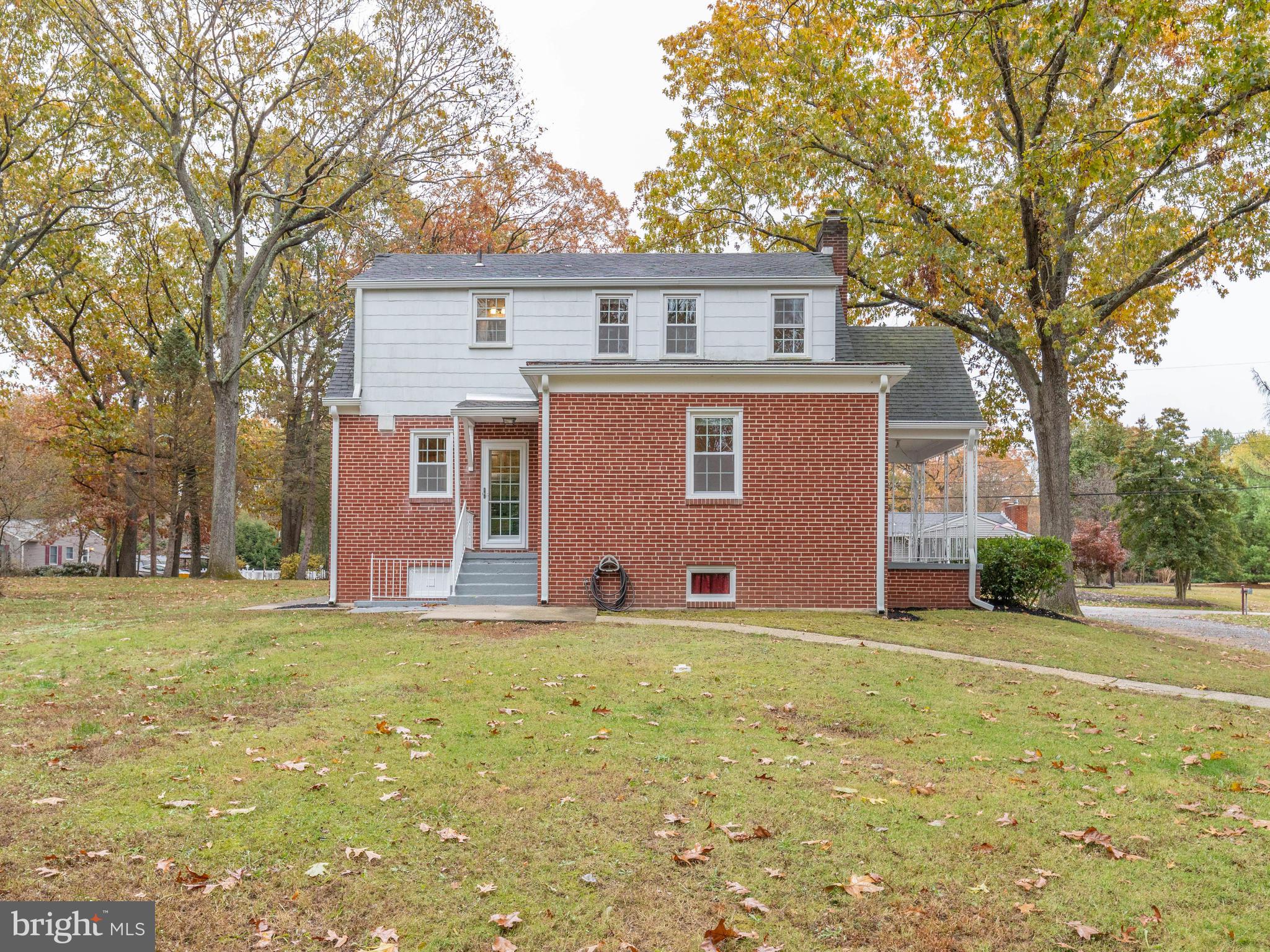 BARBARA HEIGHTS - Residential Lease