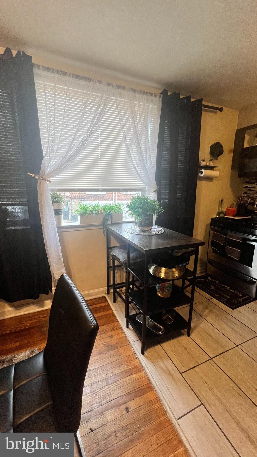 MAYFAIR - Residential