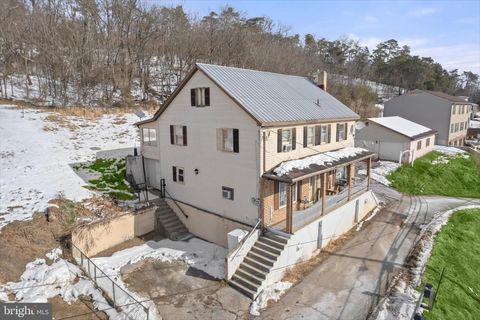 Multifamily For Sale - 212 Terrace Street<br/> HANCOCK, MD 21750