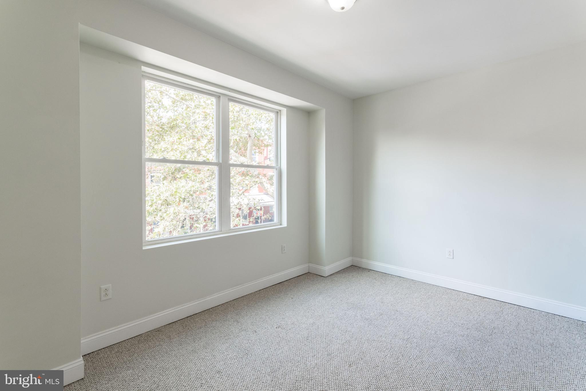 UNIVERSITY CITY - Residential Lease