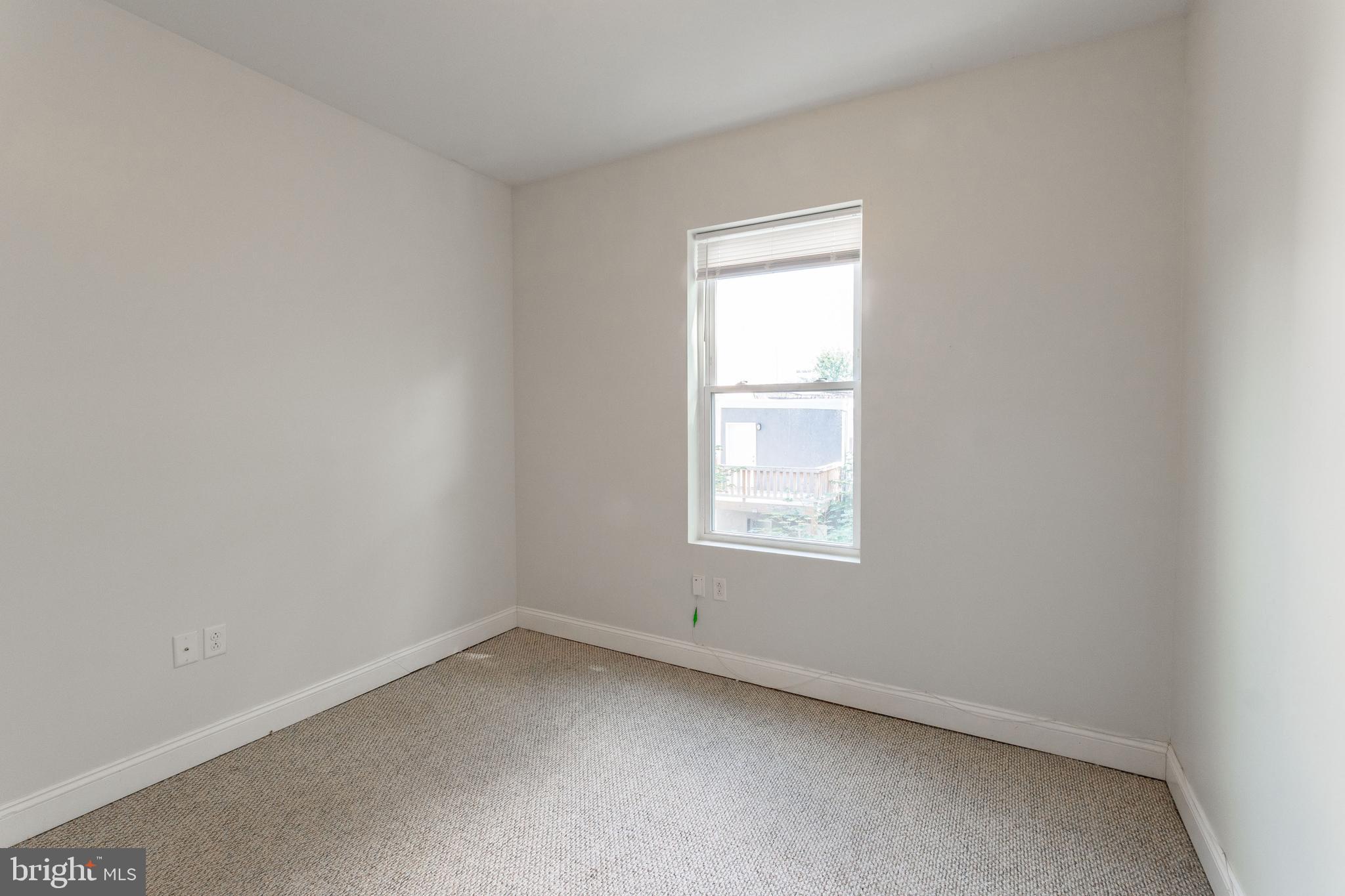 UNIVERSITY CITY - Residential Lease