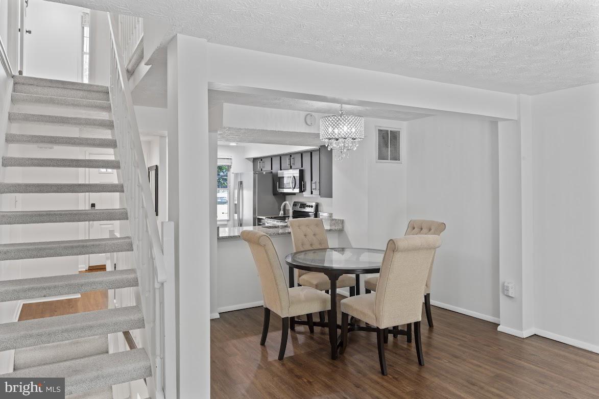 GREENCASTLE MANOR - Residential