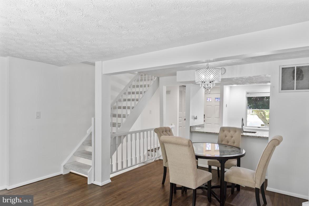 GREENCASTLE MANOR - Residential