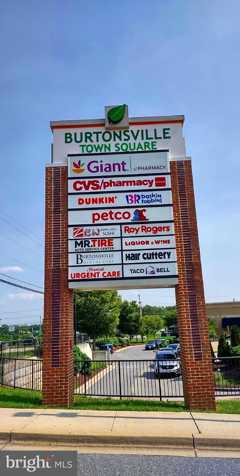 GREENCASTLE MANOR - Residential