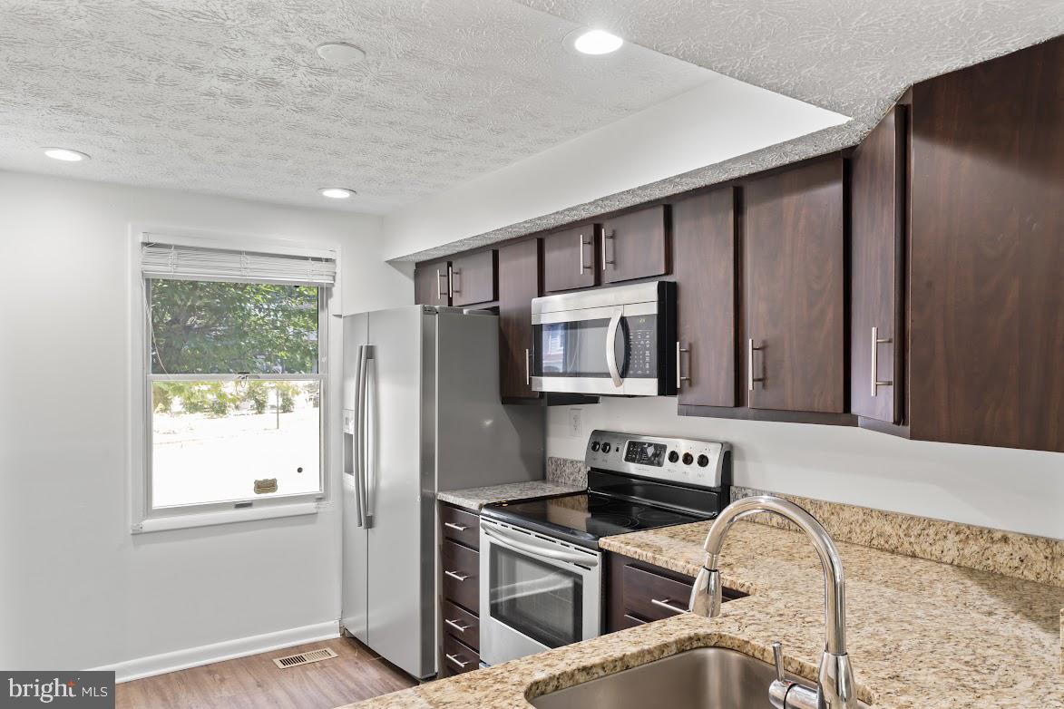 GREENCASTLE MANOR - Residential