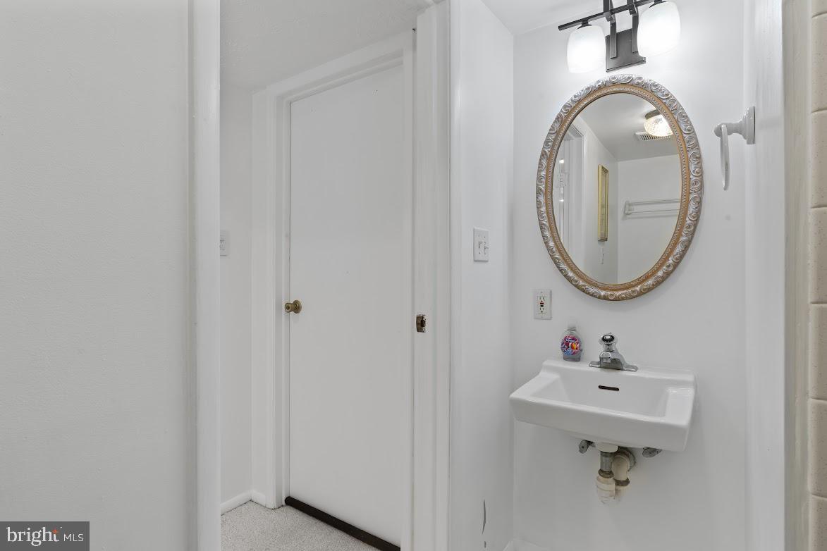 GREENCASTLE MANOR - Residential