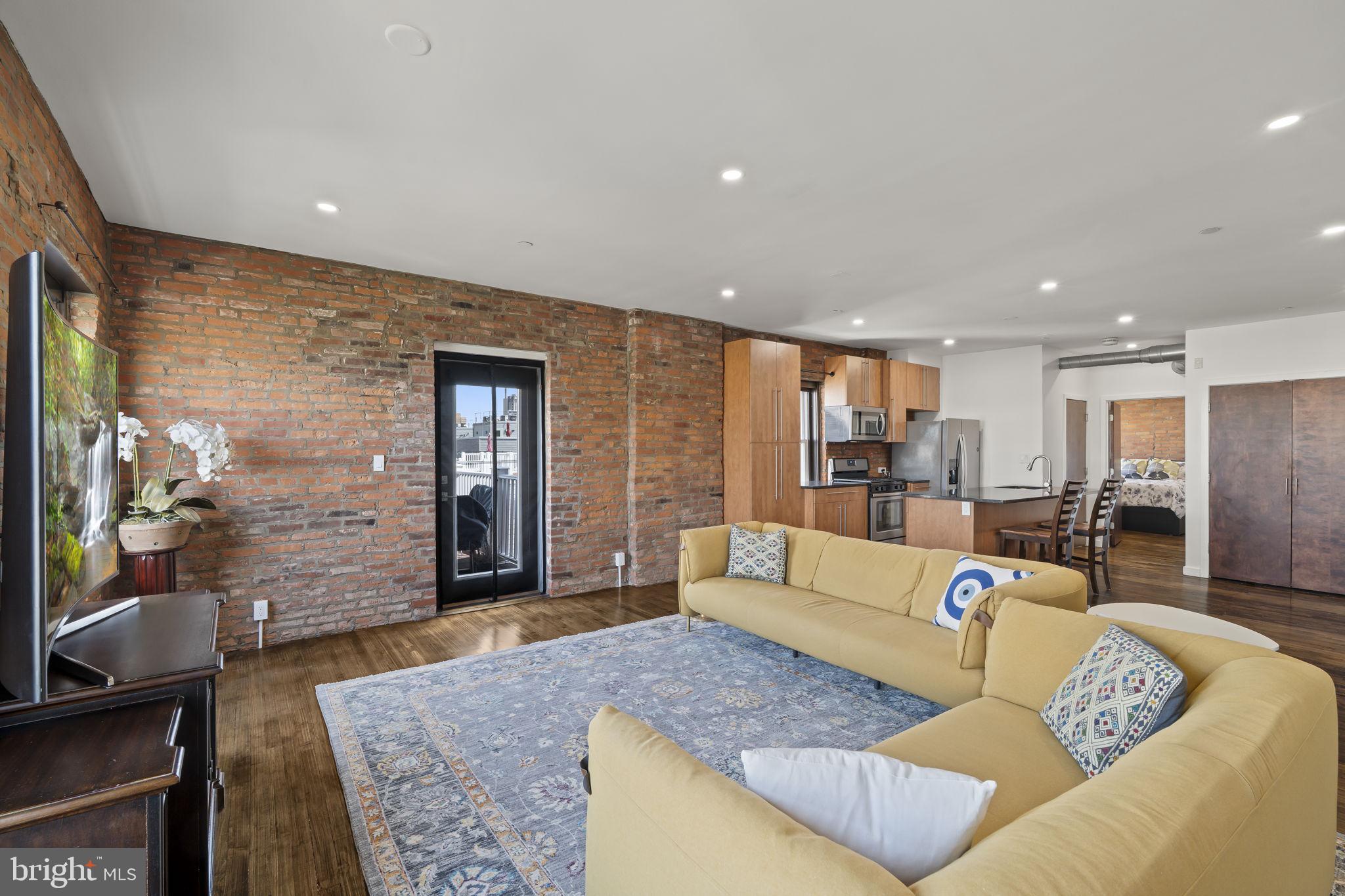 BELLA VISTA - Residential