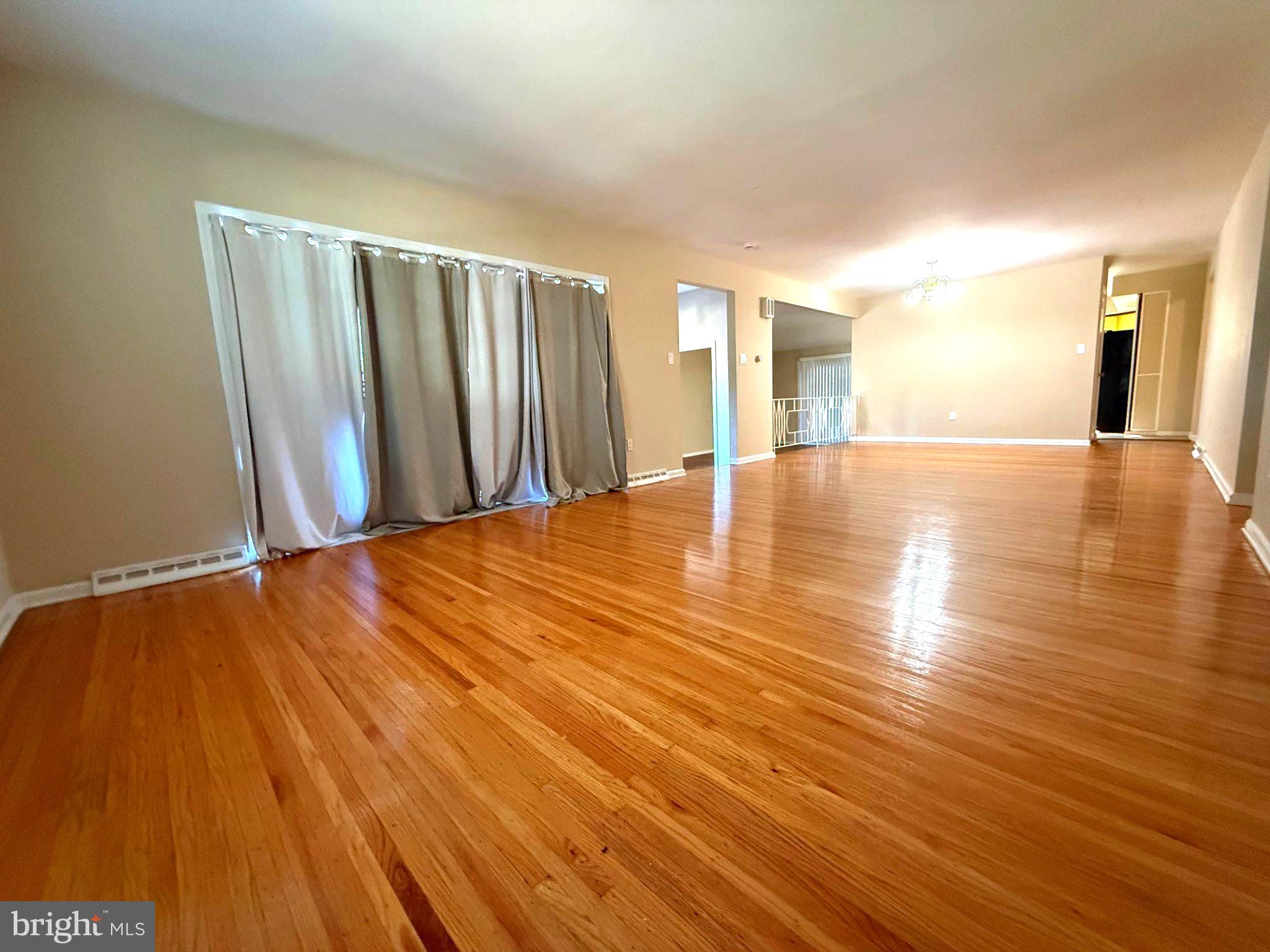 404 TANFORAN DRIVE