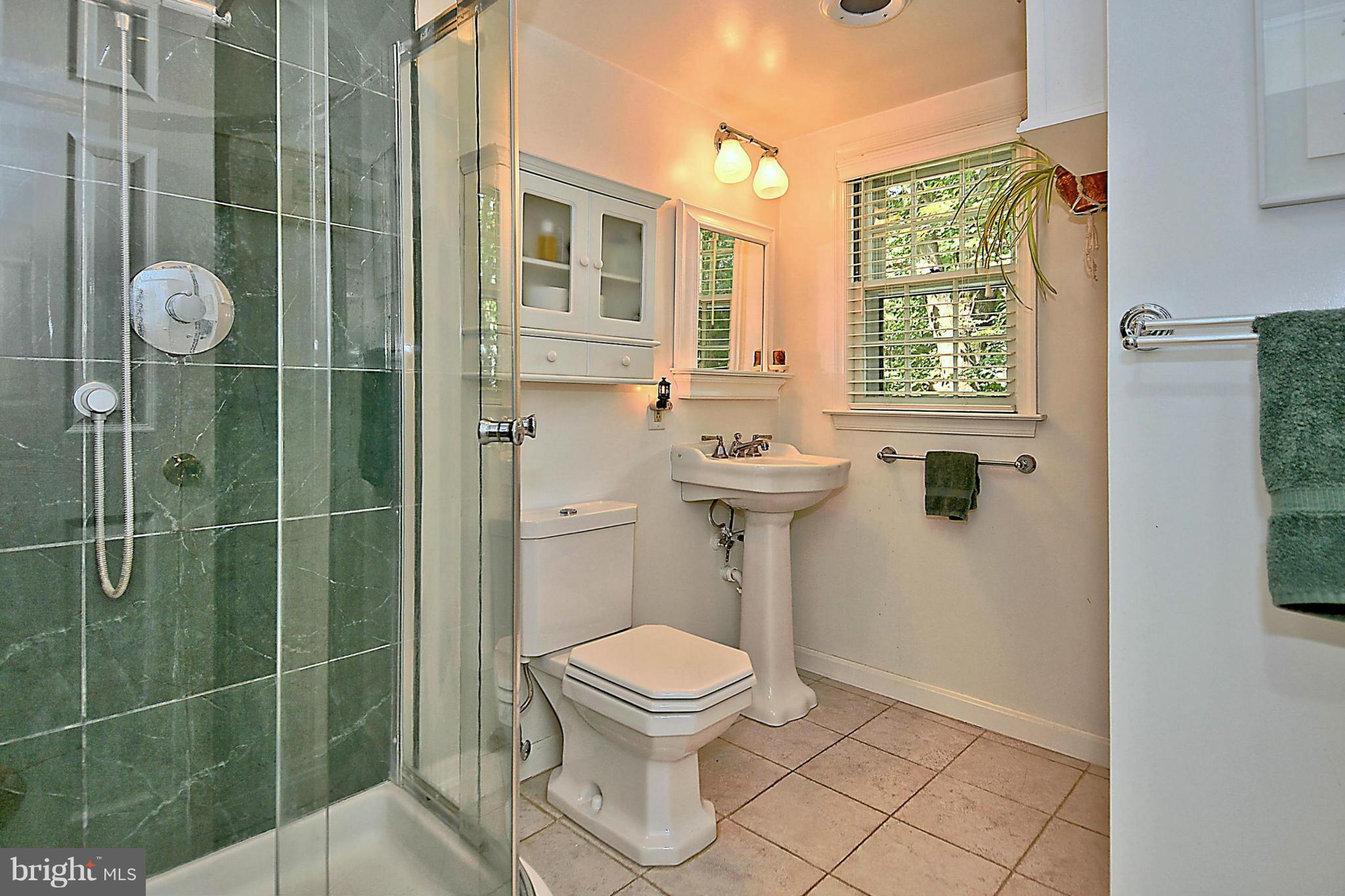 GOLF CLUB MANOR - Residential