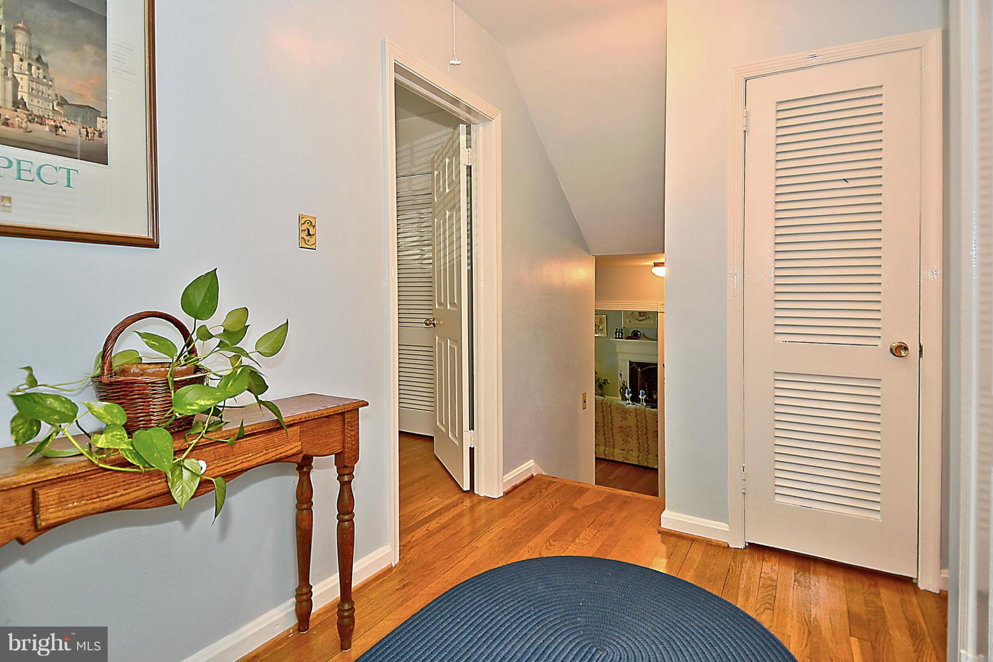 GOLF CLUB MANOR - Residential