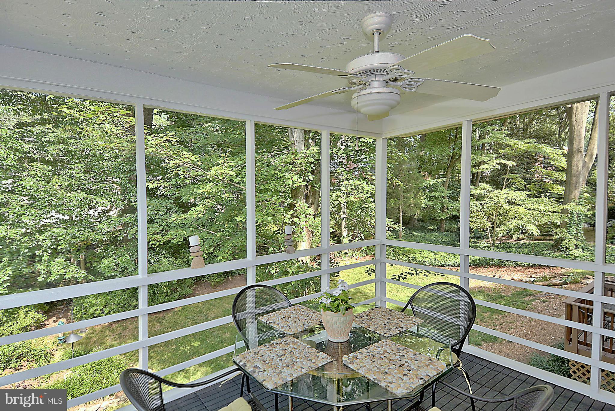 GOLF CLUB MANOR - Residential