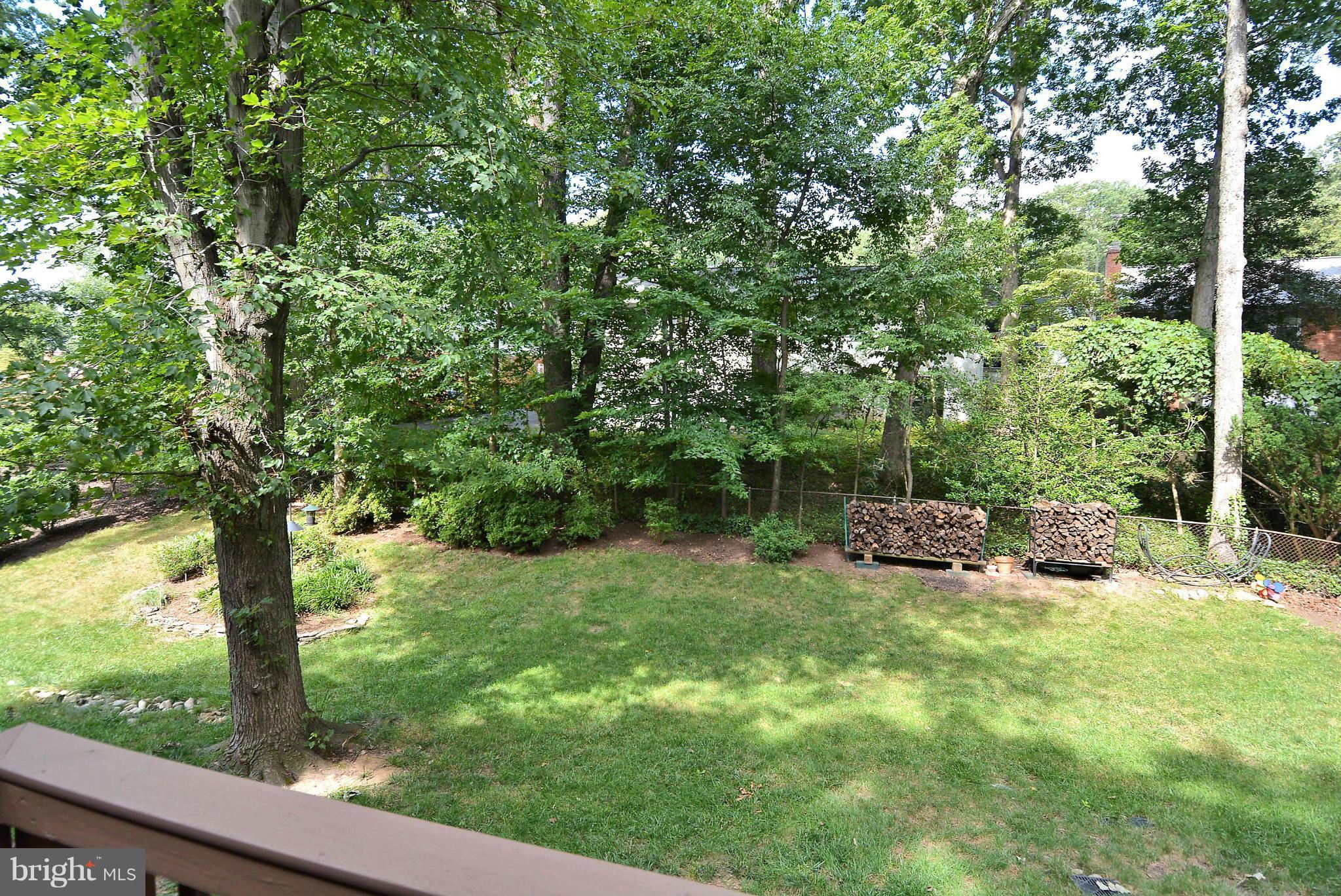 GOLF CLUB MANOR - Residential