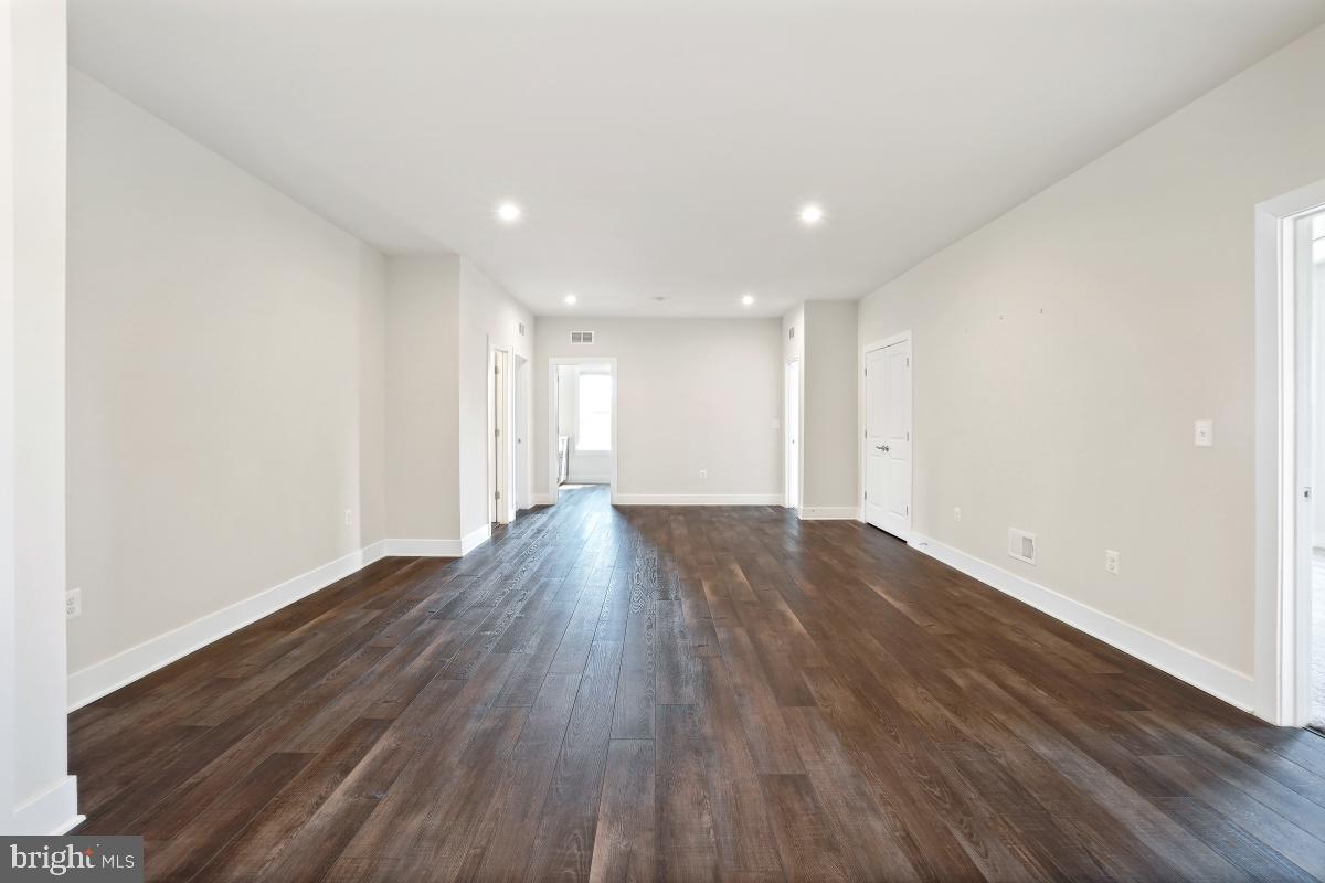 WOODBORNE PRESERVE - Residential