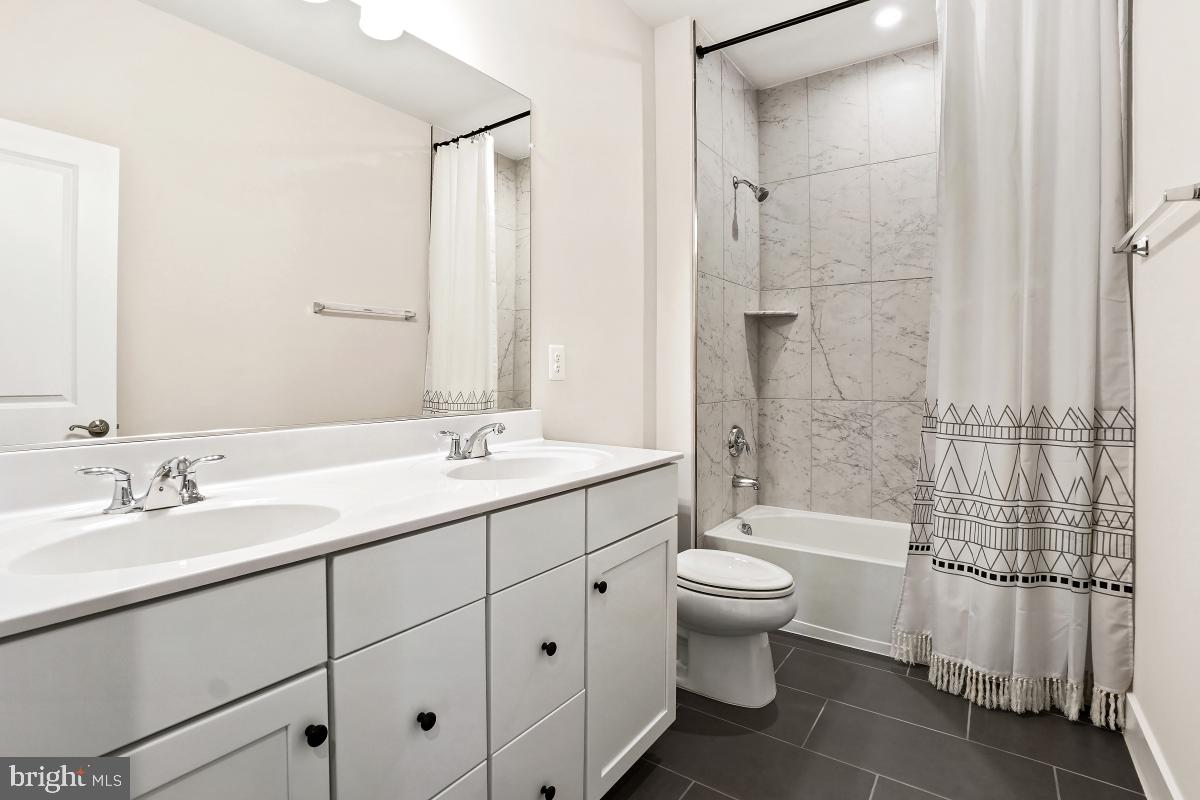 WOODBORNE PRESERVE - Residential