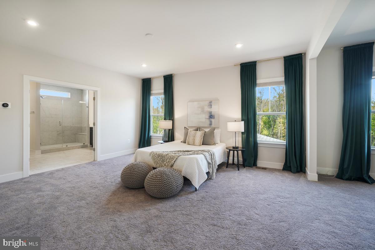 WOODBORNE PRESERVE - Residential