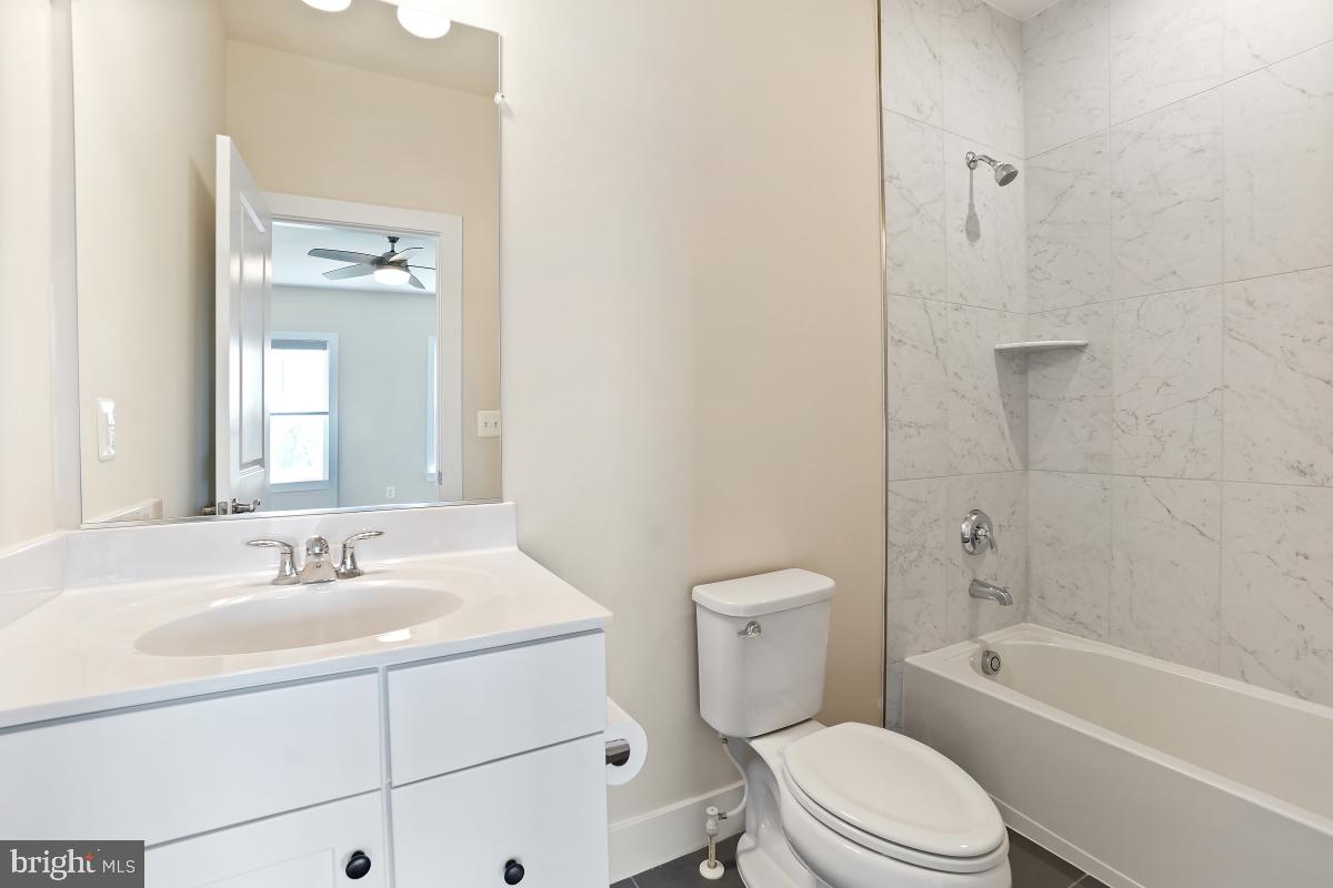 WOODBORNE PRESERVE - Residential