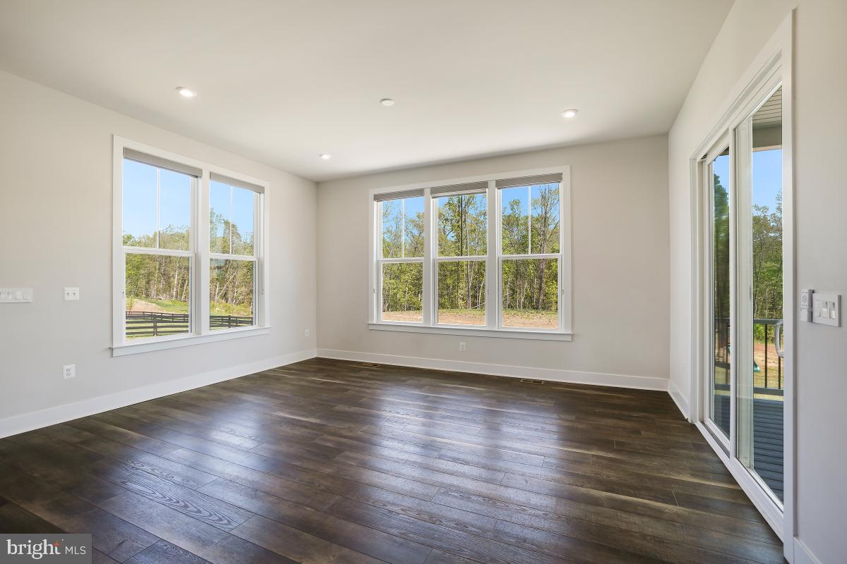 WOODBORNE PRESERVE - Residential