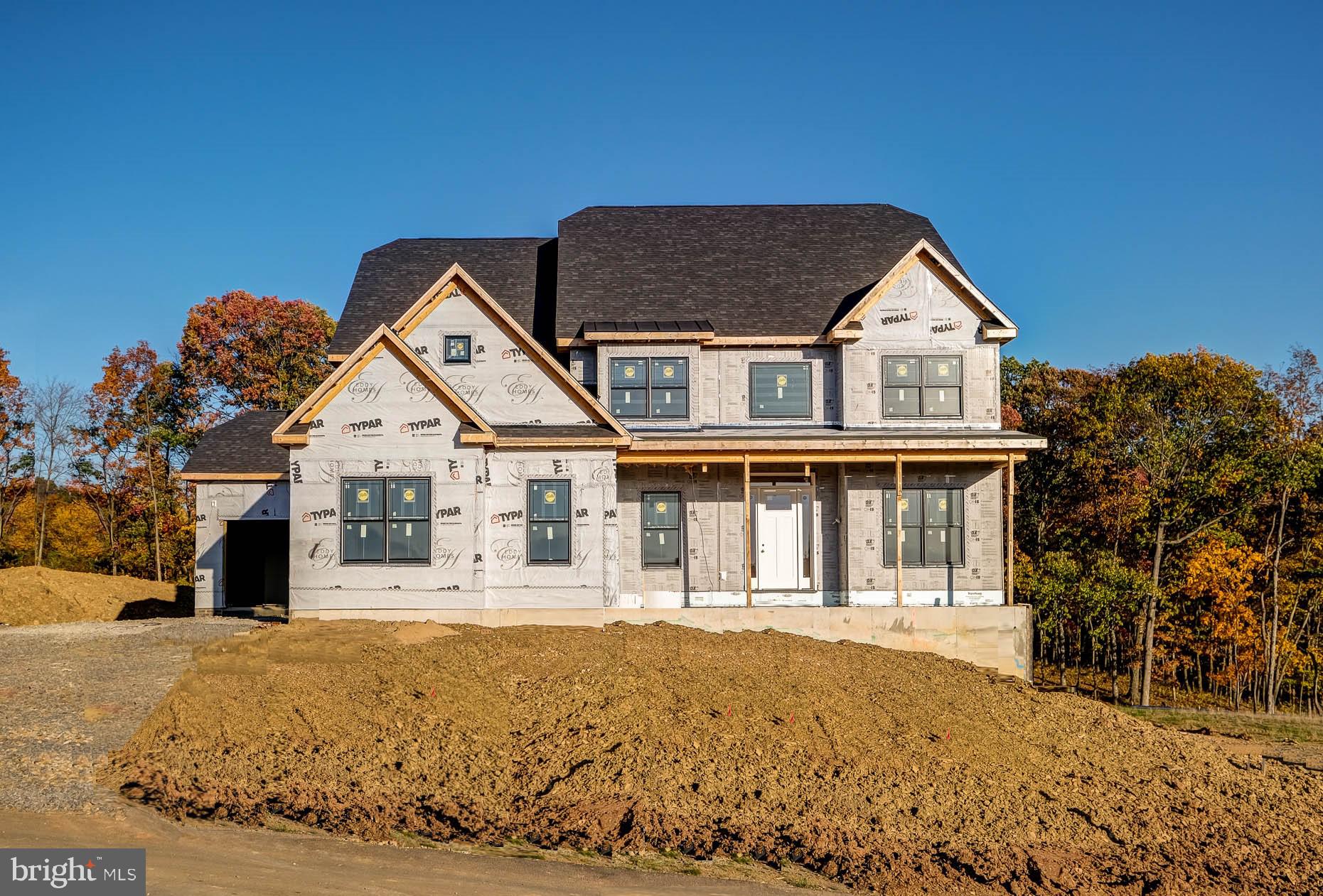 GARNET POINTE - Residential