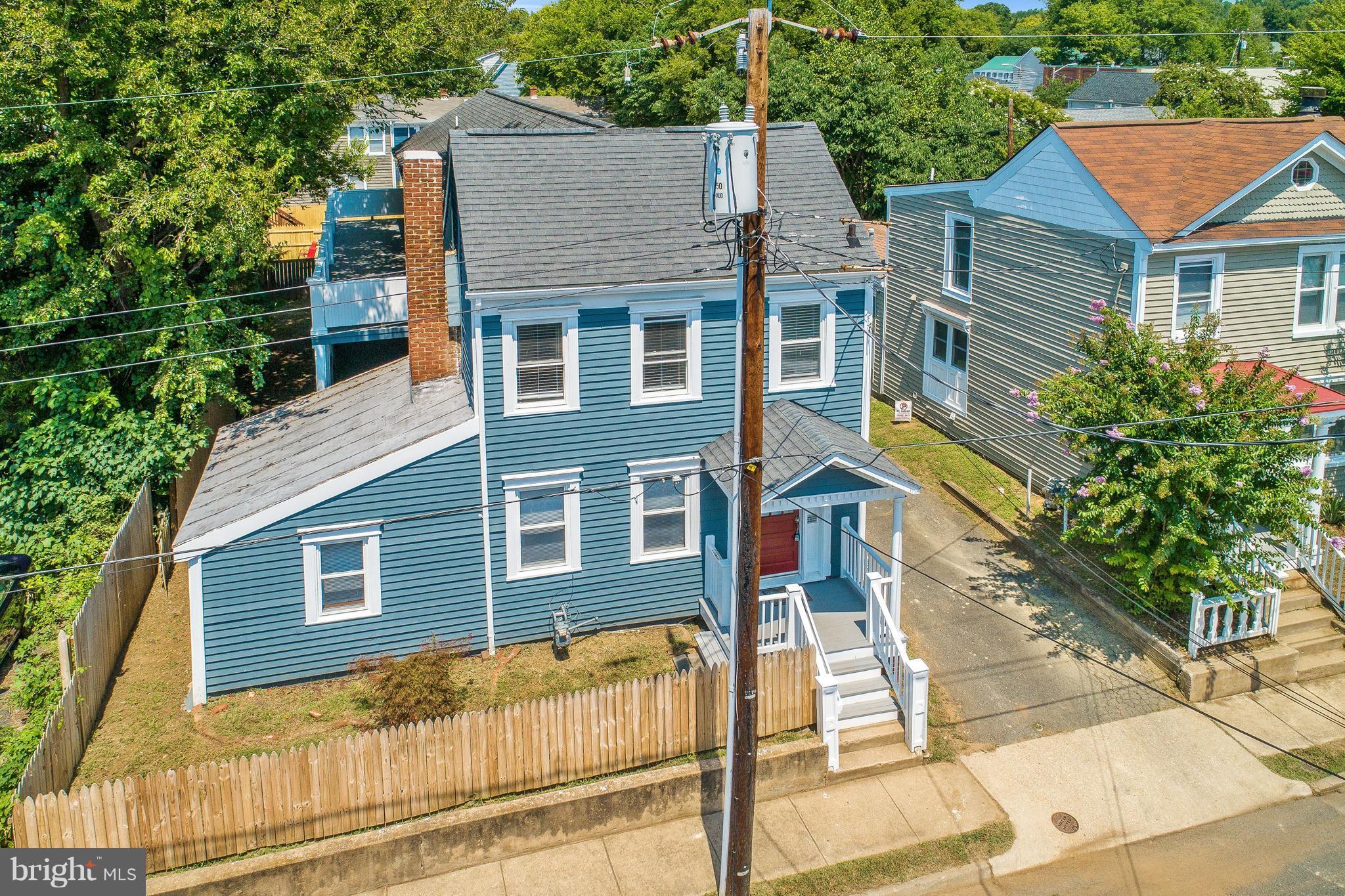 DOWNTOWN FREDERICKSBURG - Commercial Sale