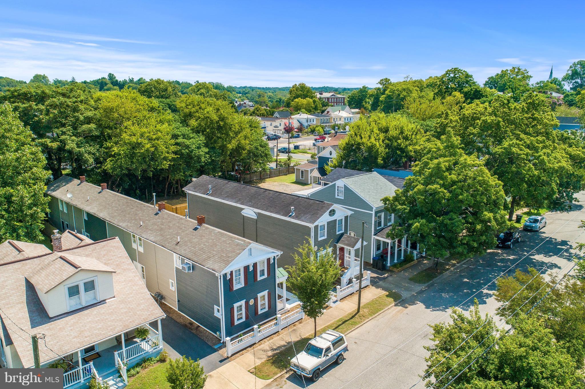 DOWNTOWN FREDERICKSBURG - Commercial Sale