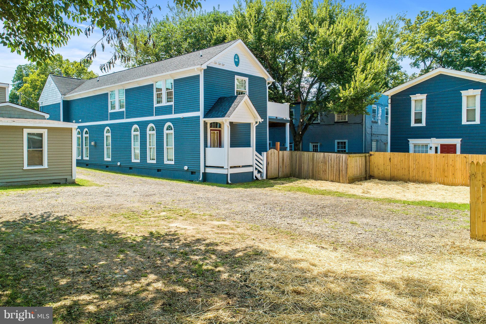 DOWNTOWN FREDERICKSBURG - Commercial Sale