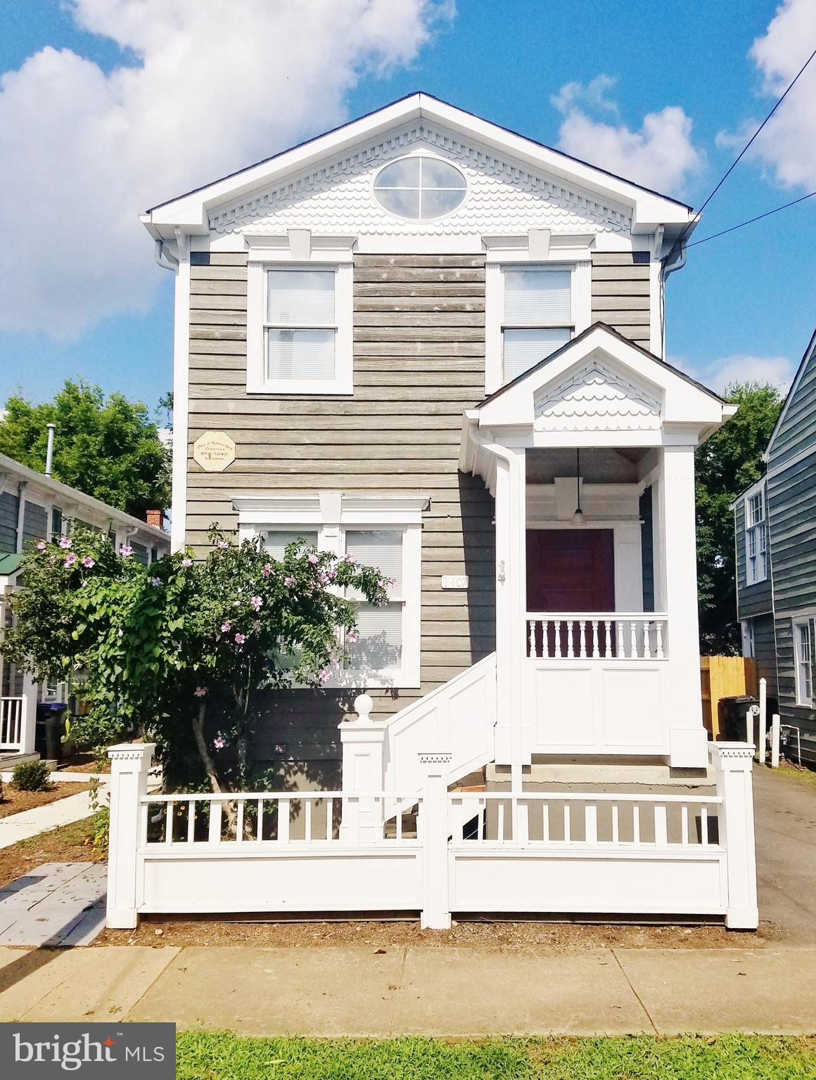 DOWNTOWN FREDERICKSBURG - Commercial Sale