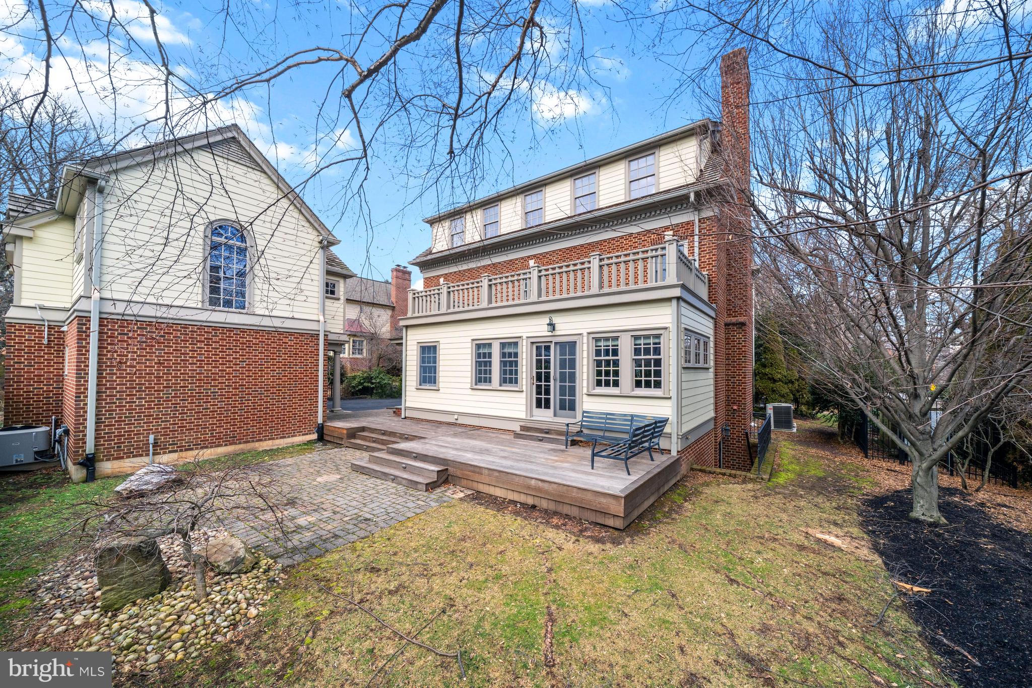 HIGHLANDS - Residential