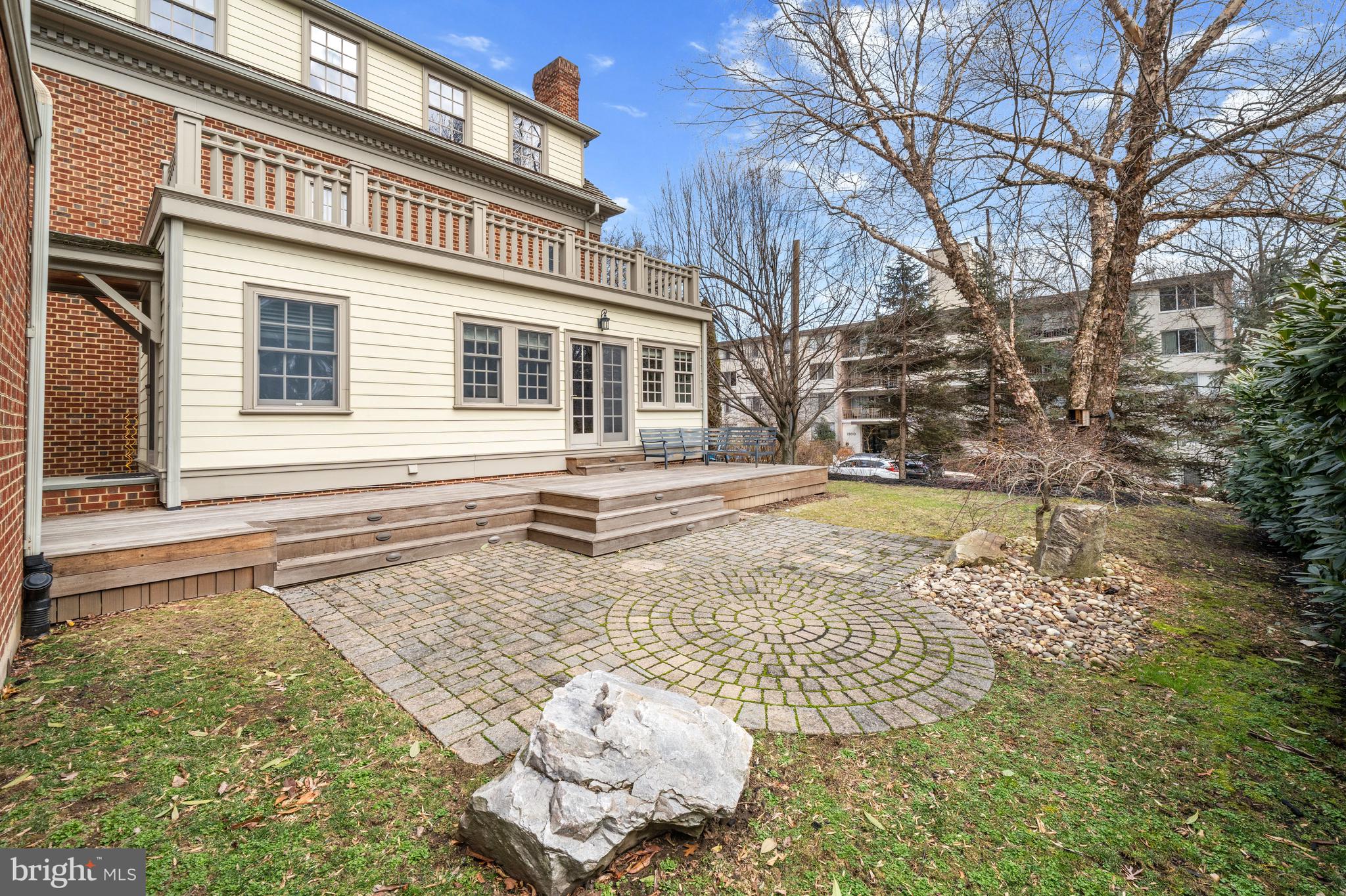 HIGHLANDS - Residential